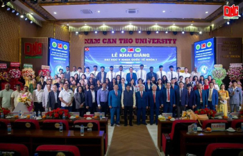 Welcome ceremony for the first group of international students at the International Medical Faculty, Nam Can Tho University